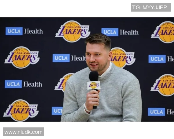 18届双雄带队西部前二!比起亚历山大还有不足,东契奇场均34+8+9 18届双雄带队西部前二!比起亚历山大还有不足,东契奇场均34+8+9