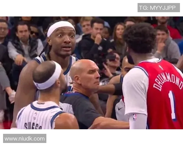 魔术主帅莫斯利:团结互助永不放弃是我们的标志 魔术主帅莫斯利:团结互助永不放弃是我们的标志